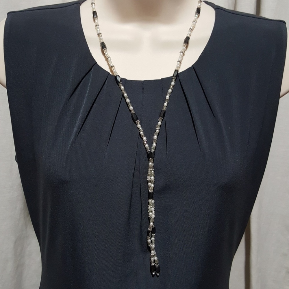 Pearl and grey hematite magnetic bracelet/necklace. - Picture 3 of 7